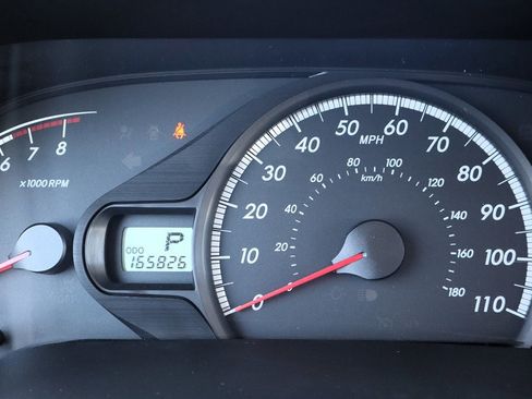 Used 2011 Toyota Sienna LE FWD image 22