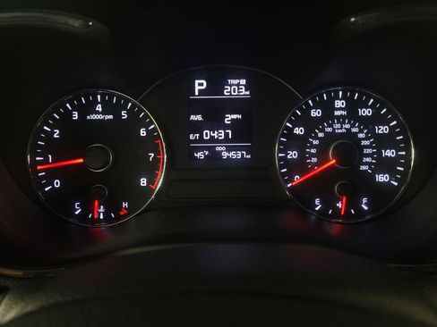 Used 2017 Kia Forte LX image 23