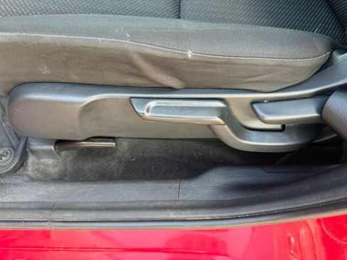 Used 2016 Honda HR-V EX image 31