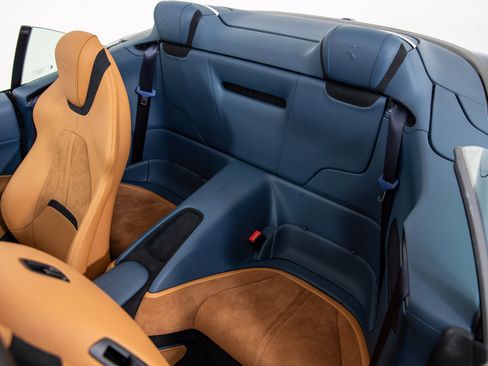 Certified 2025 Ferrari Roma Spider RWD image 16