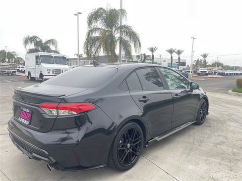 Used 2021 Toyota Corolla SE image 8