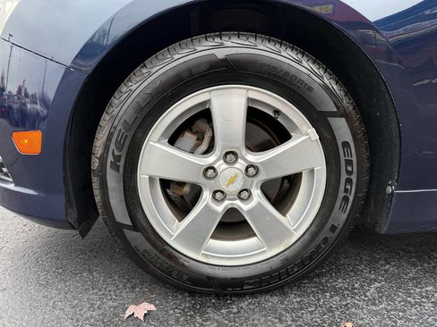 Used 2011 Chevrolet Cruze LT w/ RS Package image 9