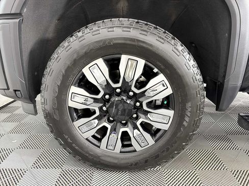 Used 2024 GMC Sierra 2500 Denali w/ Denali Reserve Package AWD/4WD image 10