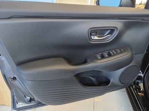 New 2026 Honda HR-V LX image 15