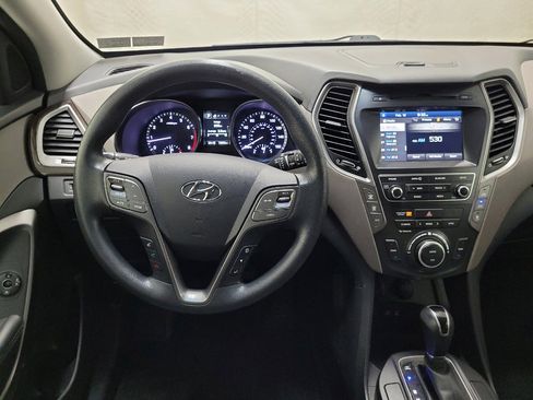 Used 2018 Hyundai Santa Fe SE image 22