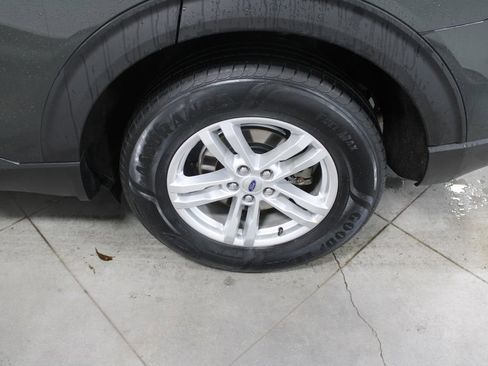 Used 2023 Ford Explorer XLT w/ Equipment Group 202A image 58