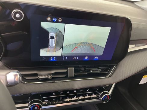 New 2026 Chevrolet Equinox RS w/ Safety and Technology Package AWD/4WD image 34