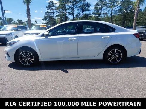 Certified 2023 Kia Forte LXS w/ LXS Technology Package image 9