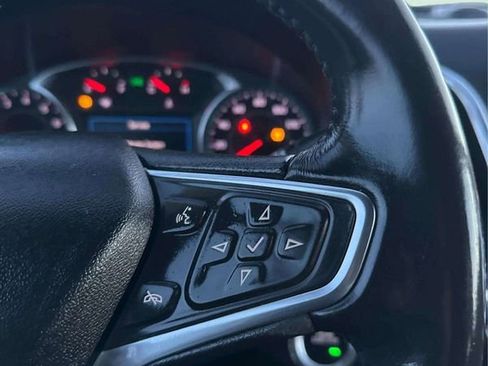 Used 2019 Chevrolet Equinox LT image 29