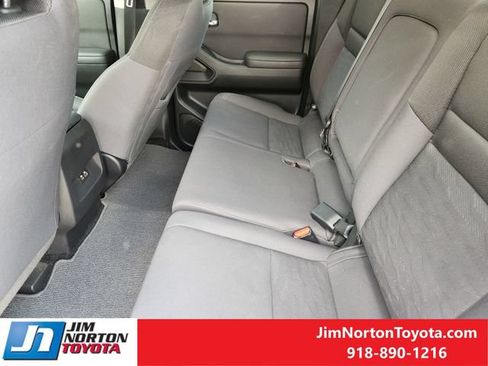 Used 2023 Nissan Frontier SV w/ Tow Package AWD/4WD image 28