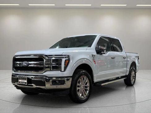 Used 2025 Ford F150 Lariat w/ Equipment Group 501A Mid AWD/4WD image 18