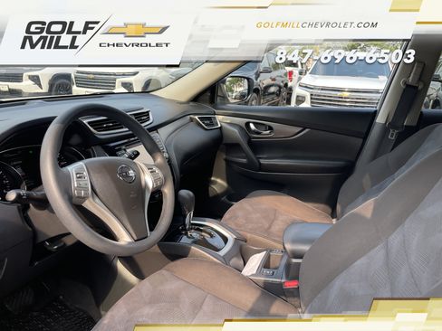 Used 2015 Nissan Rogue SV w/ SV Premium Package AWD/4WD image 13