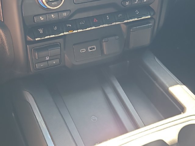 Used 2023 GMC Sierra 2500 AT4 w/ AT4 Premium Plus Package AWD/4WD image 29