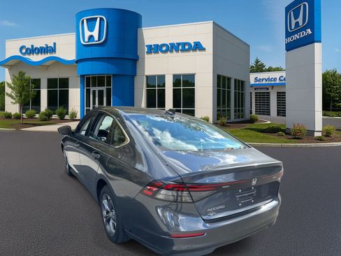 Certified 2023 Honda Accord EX image 4