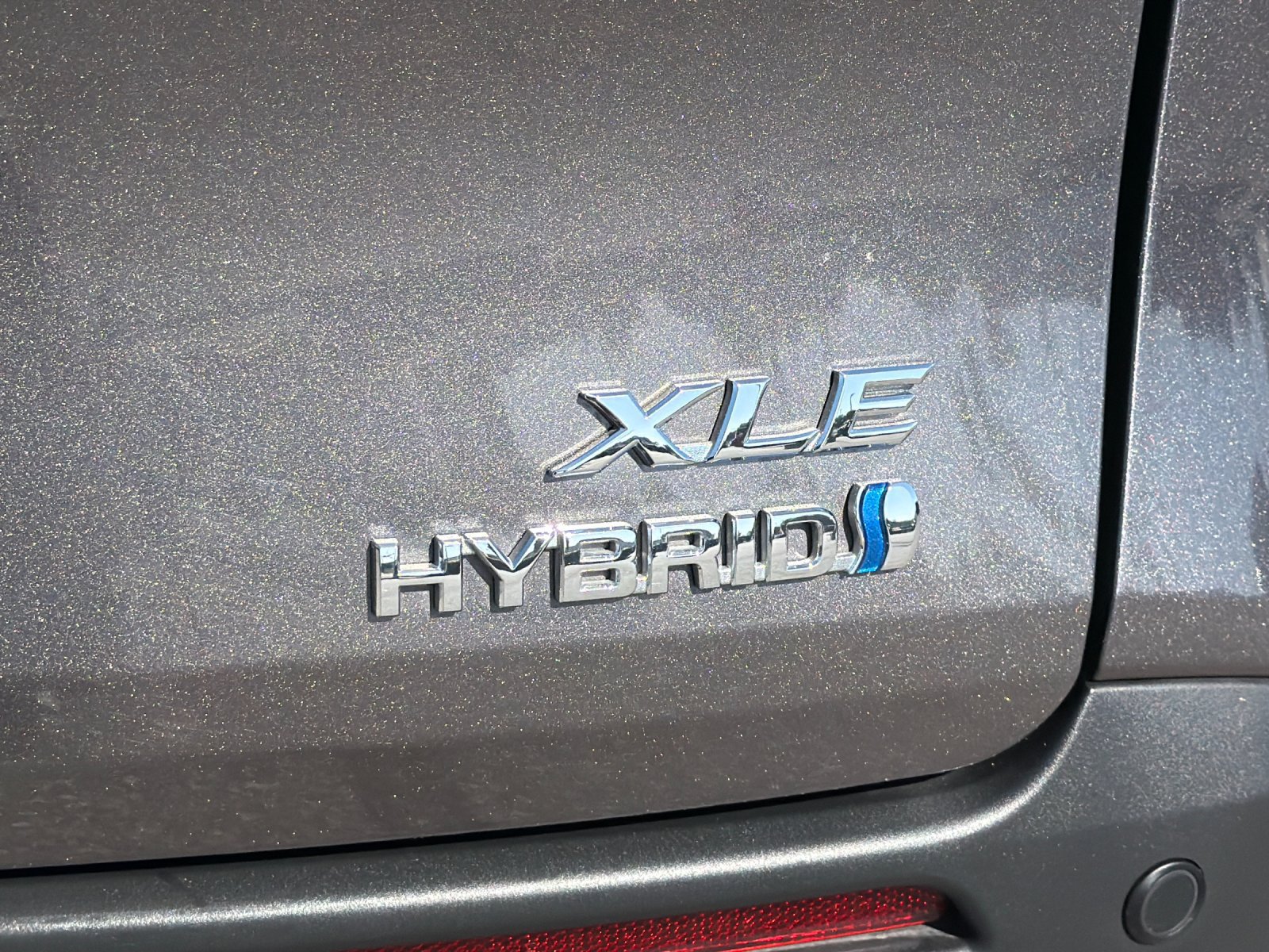 Used 2022 Toyota Sienna XLE FWD image 40