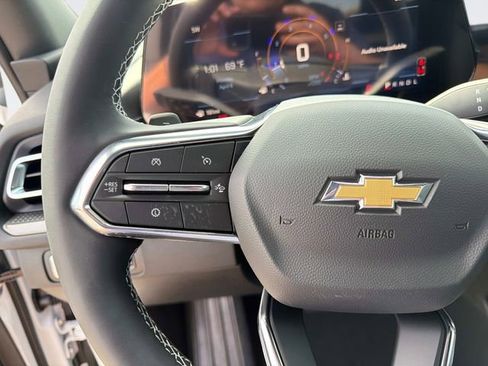 New 2026 Chevrolet Traverse LT w/ Driver Confidence Package FWD image 24