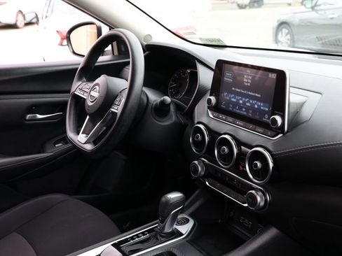Used 2024 Nissan Sentra SV FWD image 19