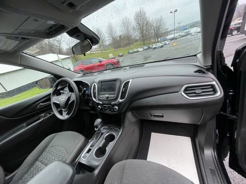 Certified 2023 Chevrolet Equinox LT AWD/4WD image 10