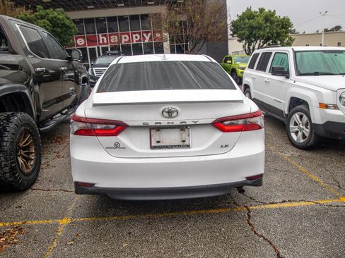 Used 2023 Toyota Camry LE image 9