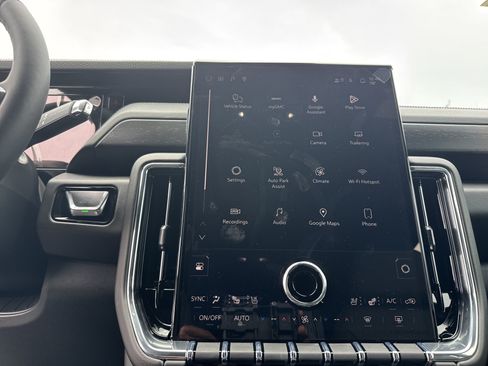 New 2026 GMC Yukon Denali AWD/4WD image 28