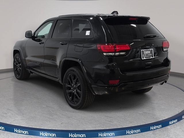 Used 2021 Jeep Grand Cherokee Laredo X AWD/4WD image 8