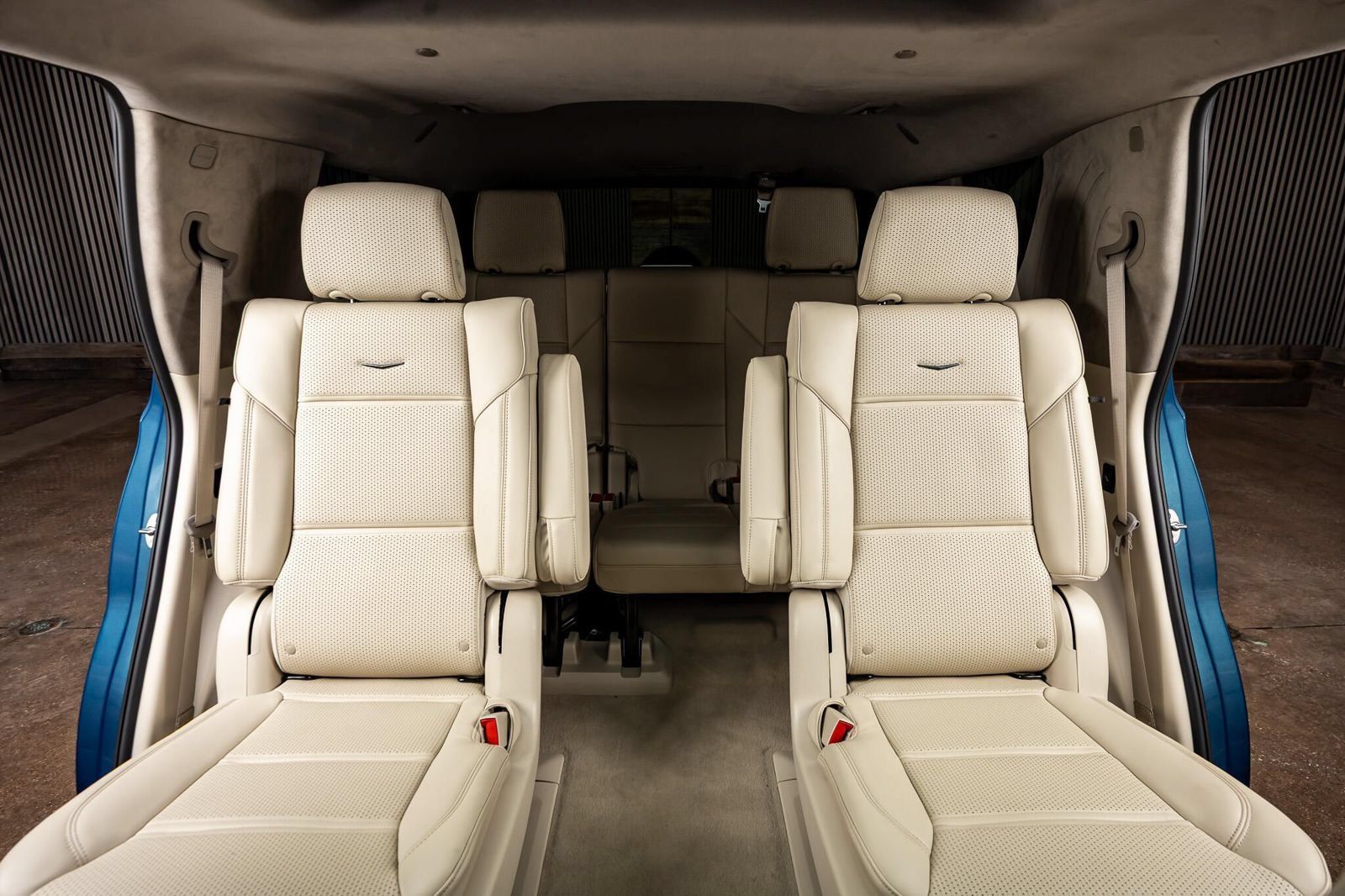 Used 2025 Cadillac Escalade Sport Platinum AWD/4WD image 37