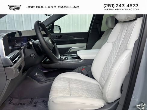 New 2026 Cadillac Escalade IQ Luxury 1 w/ LPO, Floor Liner Package image 6