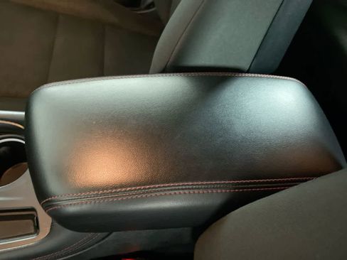 Used 2023 Dodge Durango GT image 23