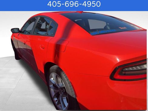 Used 2021 Dodge Charger SXT w/ Plus Group image 4