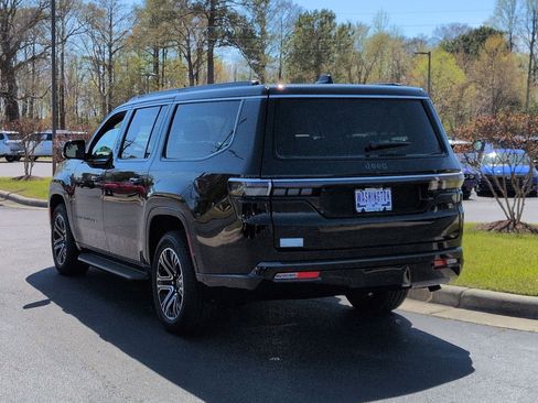 New 2026 Jeep Grand Wagoneer L Base image 7