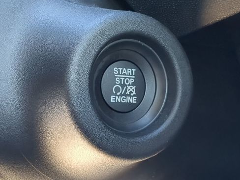 New 2024 RAM ProMaster 3500 w/ Delivery Van Package image 35