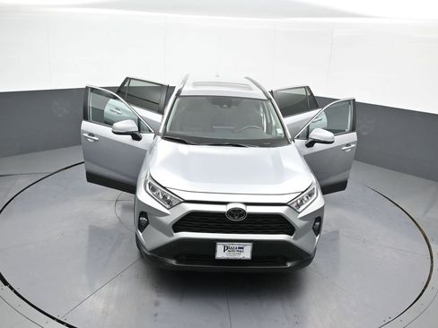 Certified 2021 Toyota RAV4 XLE image 44
