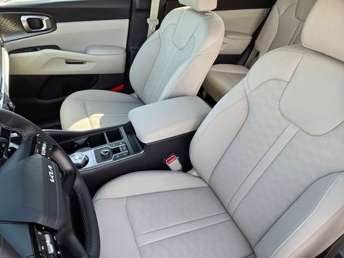 New 2026 Kia Sorento EX image 19
