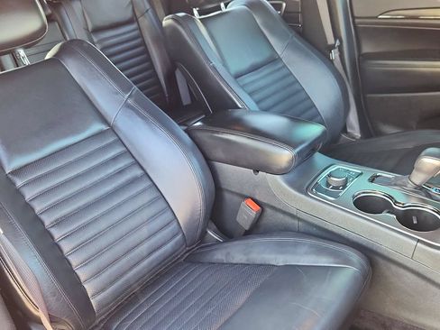 Used 2019 Jeep Grand Cherokee Limited X AWD/4WD image 13