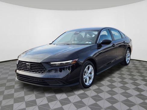Used 2023 Honda Accord LX image 2