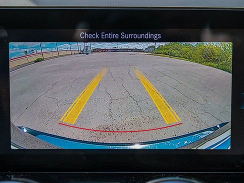 Used 2022 Mercedes-Benz GLB 250 image 21