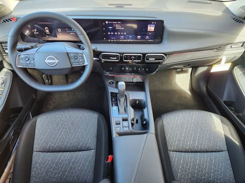 New 2026 Nissan Sentra SV w/ SV Convenience Package FWD image 11