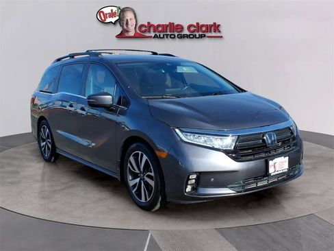 Used 2021 Honda Odyssey Touring image 7