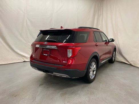 Used 2020 Ford Explorer XLT w/ Equipment Group 202A AWD/4WD image 6