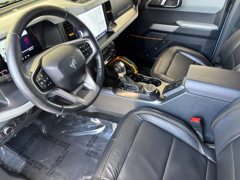 Used 2022 Ford Bronco Badlands AWD/4WD image 11