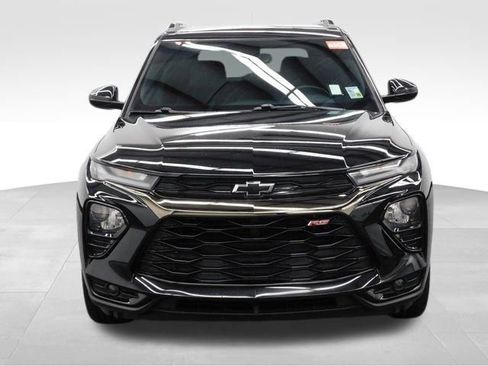 Used 2023 Chevrolet TrailBlazer RS w/ Convenience Package image 3