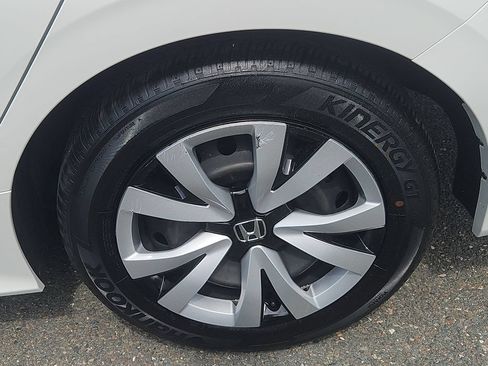 Certified 2025 Honda Civic LX image 8