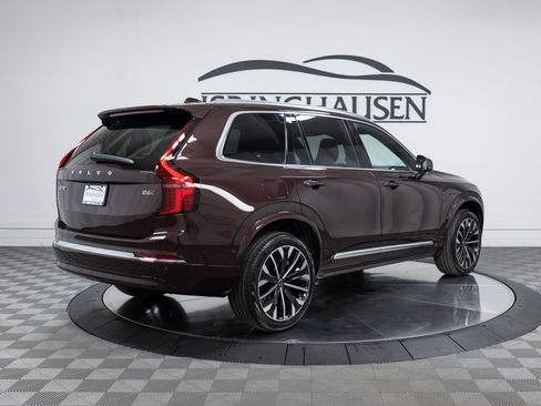 New 2026 Volvo XC90 B6 Ultra w/ Protection Package image 5