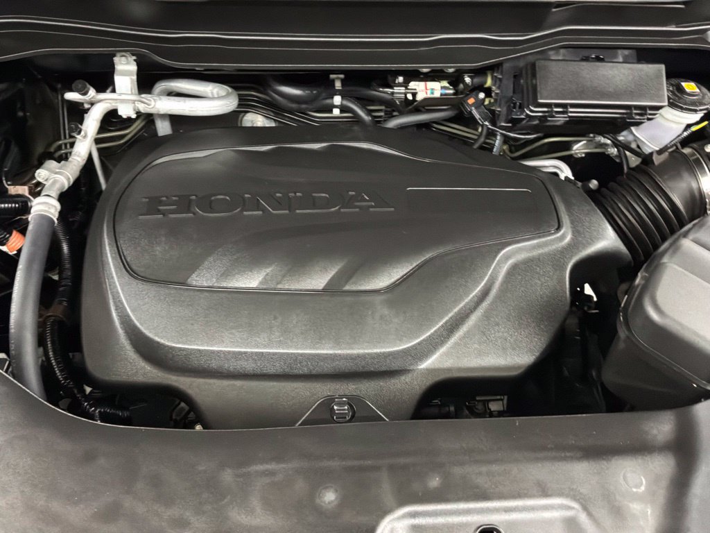 Certified 2024 Honda Passport TrailSport image 36