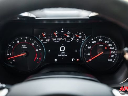 Used 2018 Chevrolet Camaro ZL1 RWD image 8