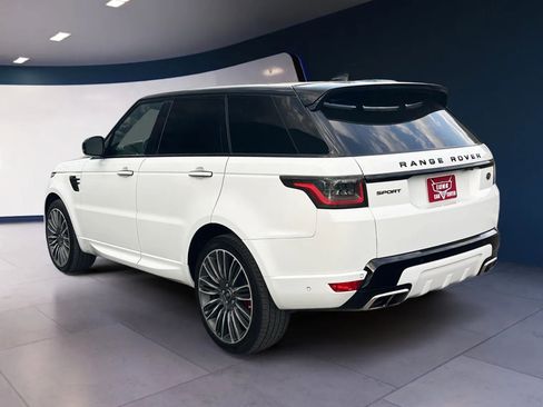 Used 2018 Land Rover Range Rover Sport HSE Dynamic image 3