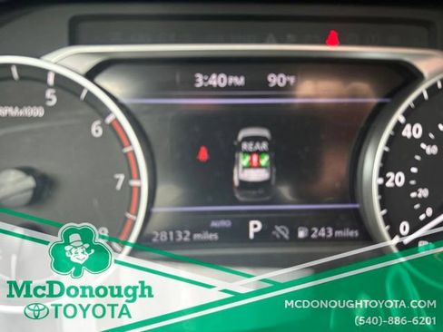Used 2025 Nissan Rogue SV AWD/4WD image 20