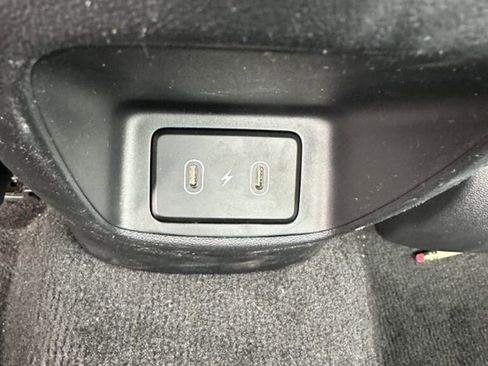 Used 2025 Hyundai Elantra SEL image 9