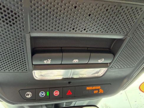 Used 2024 Chevrolet Blazer EV LT image 26