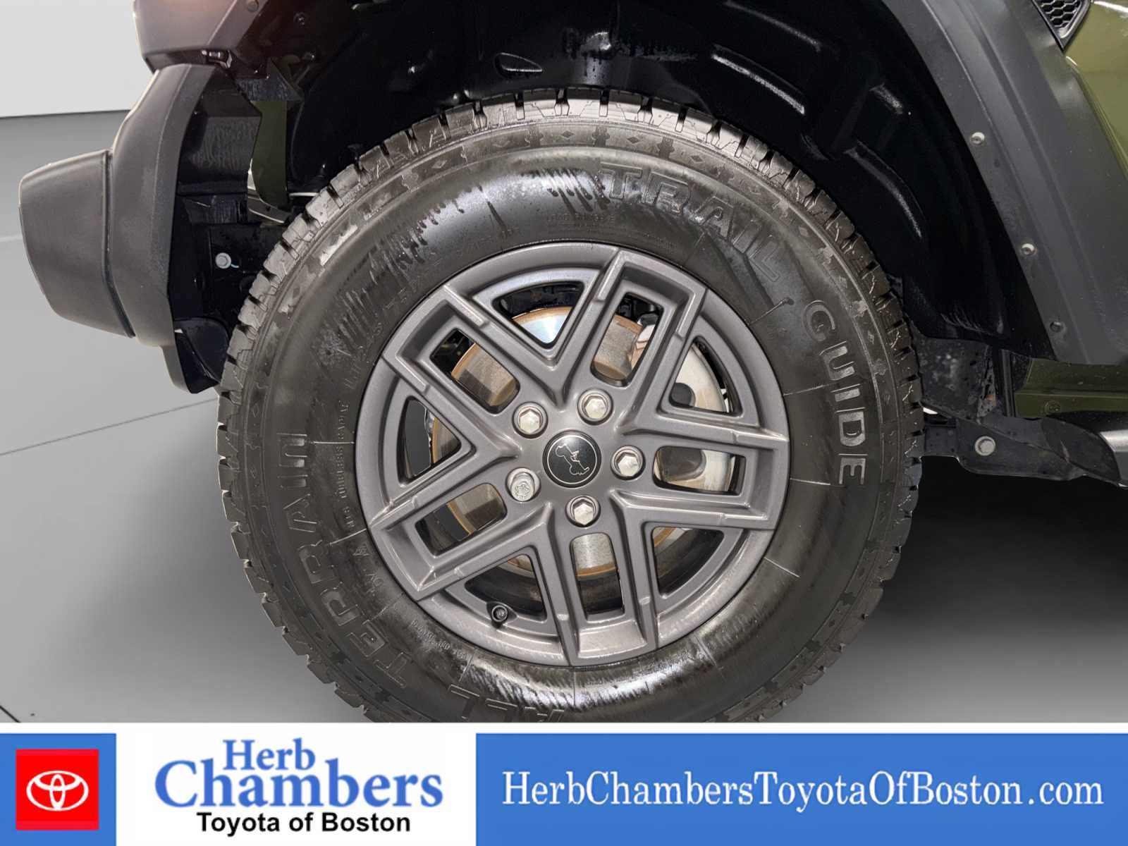 Used 2024 Jeep Wrangler Unlimited Sport AWD/4WD image 9